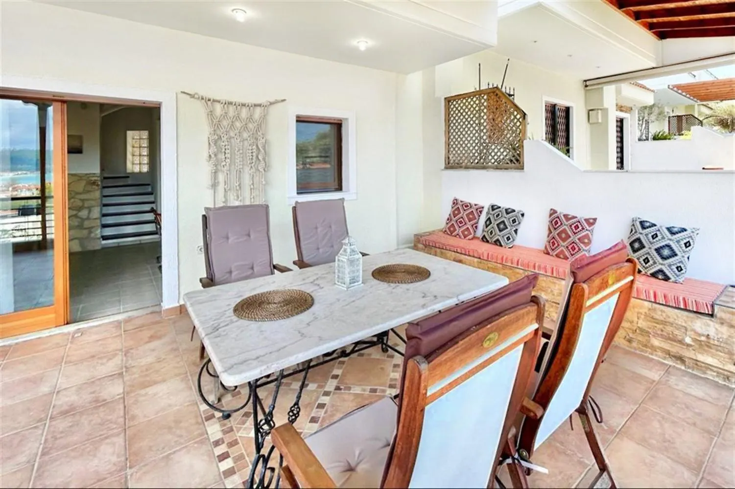 Marias Villa Fourka / 3 Bedrooms 9 Guests Holiday home